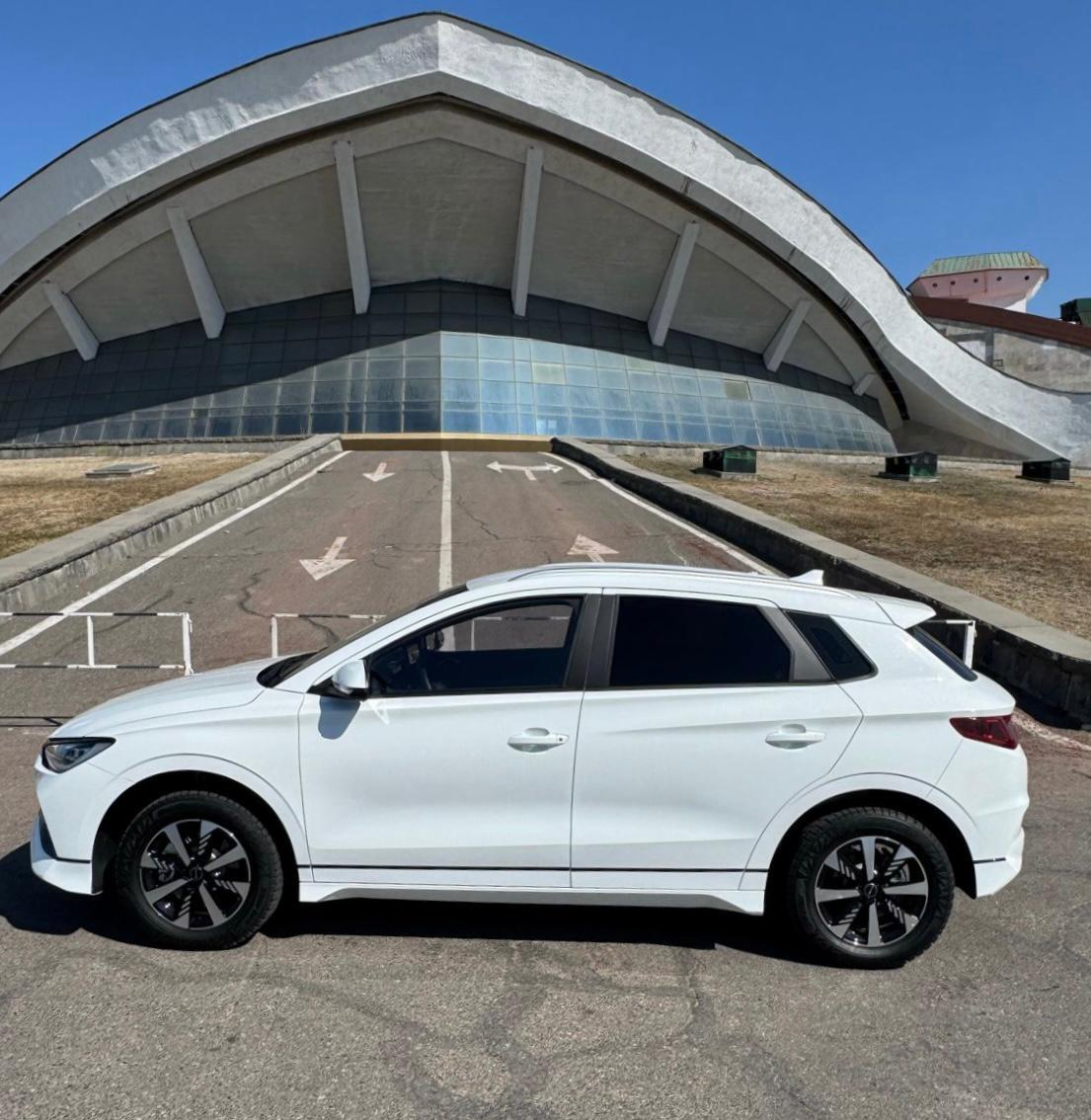 BYD E2 2024