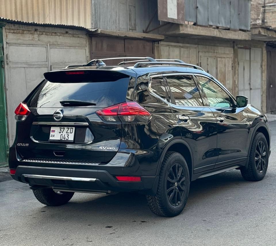 Nissan Rogue SV AWD 2018