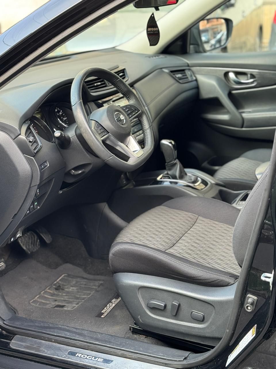 Nissan Rogue SV AWD 2018