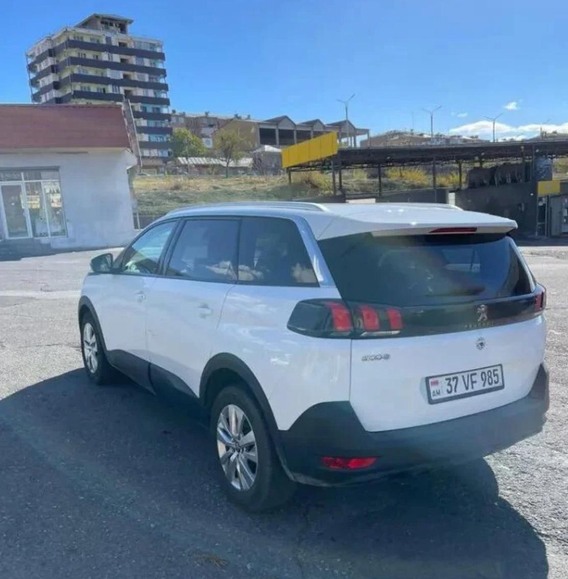 Peugeot 5008 2018