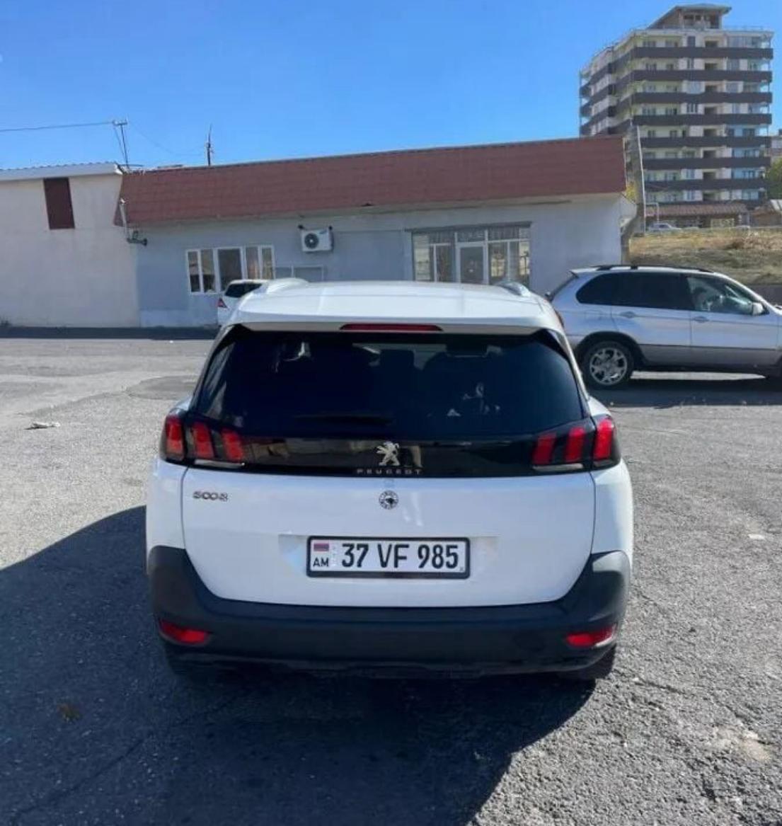 Peugeot 5008 2018