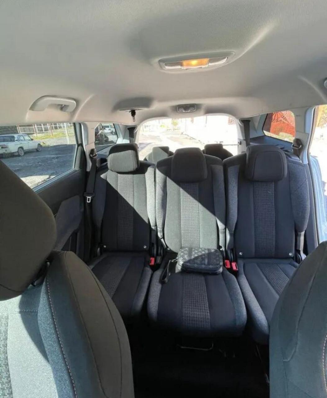 Peugeot 5008 2018