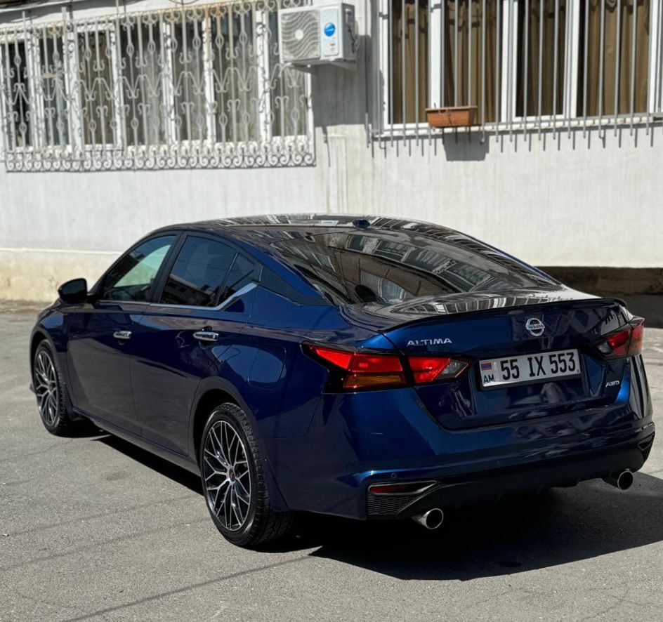 Nissan Altima 2020 Awd