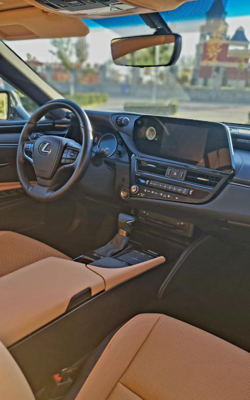 Lexus ES 200 Luxury 2022