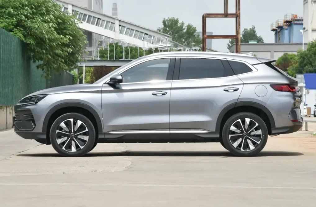 BYD Song Plus Flagship Smart Drive 605km