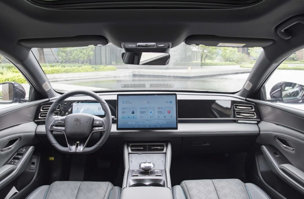 BYD QIN L Leading Smart driving 80KM