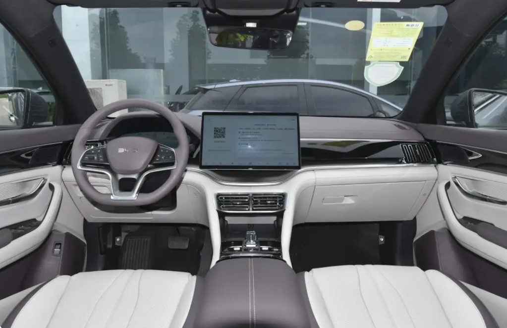 BYD Song Plus Flagship Smart Drive 605km