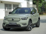 Volvo XC-40