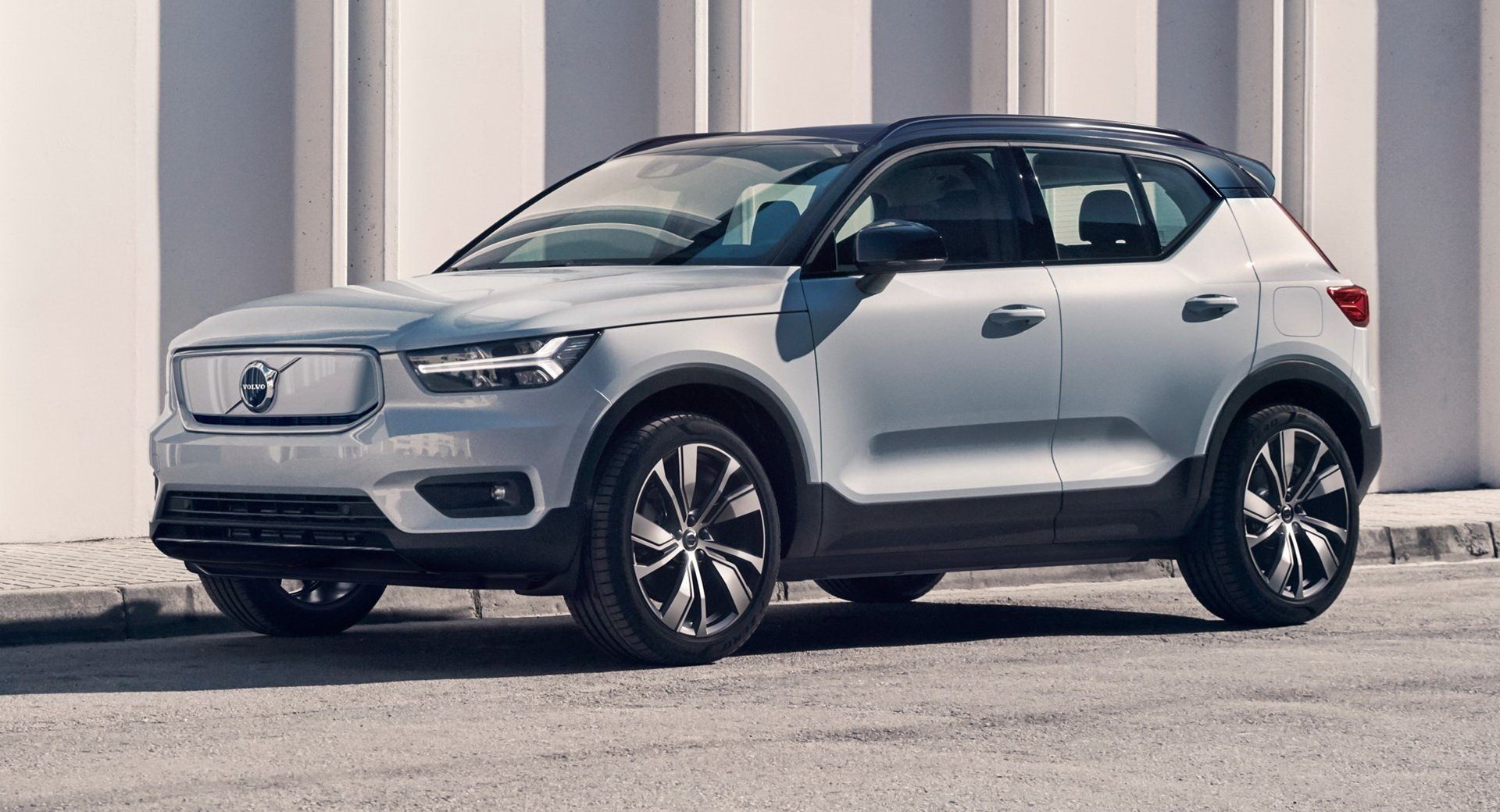 Volvo XC-40