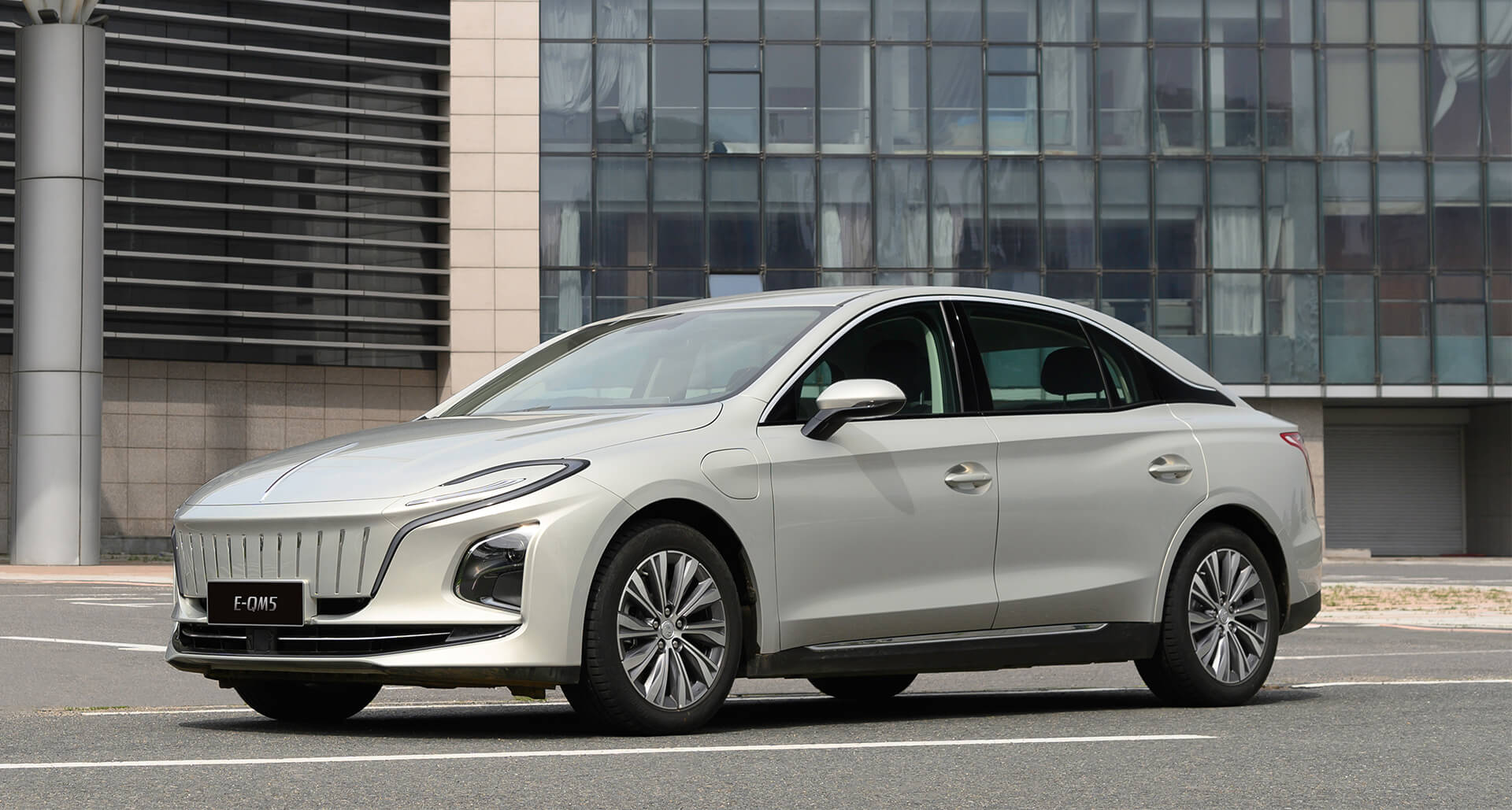 HongQi EQM-5