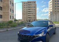 Hyundai Elantra Limited 2021