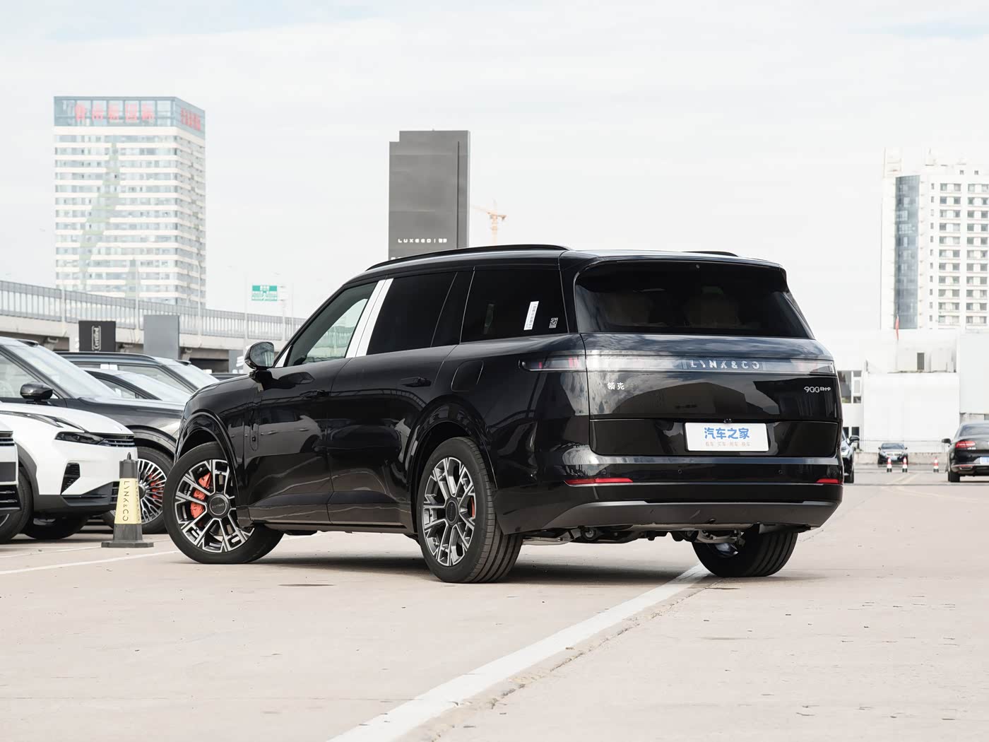 🚘 Lynk & Co 900 2.0U