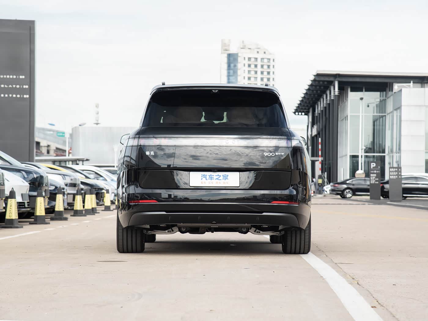 🚘 Lynk & Co 900 2.0U