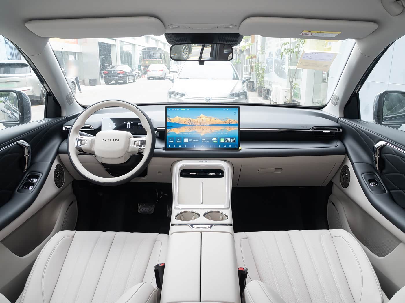 🚘 AION V 520 կմ – 2026թ.