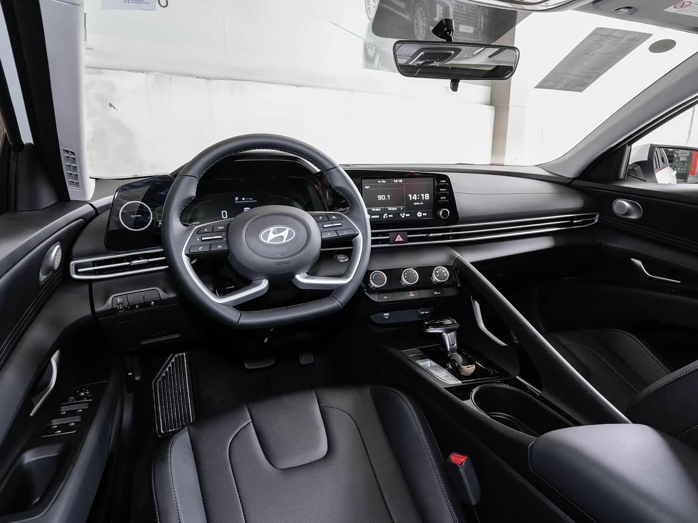 🚘 Hyundai Elantra 1.5L CVT GLX Elite – 2026թ.