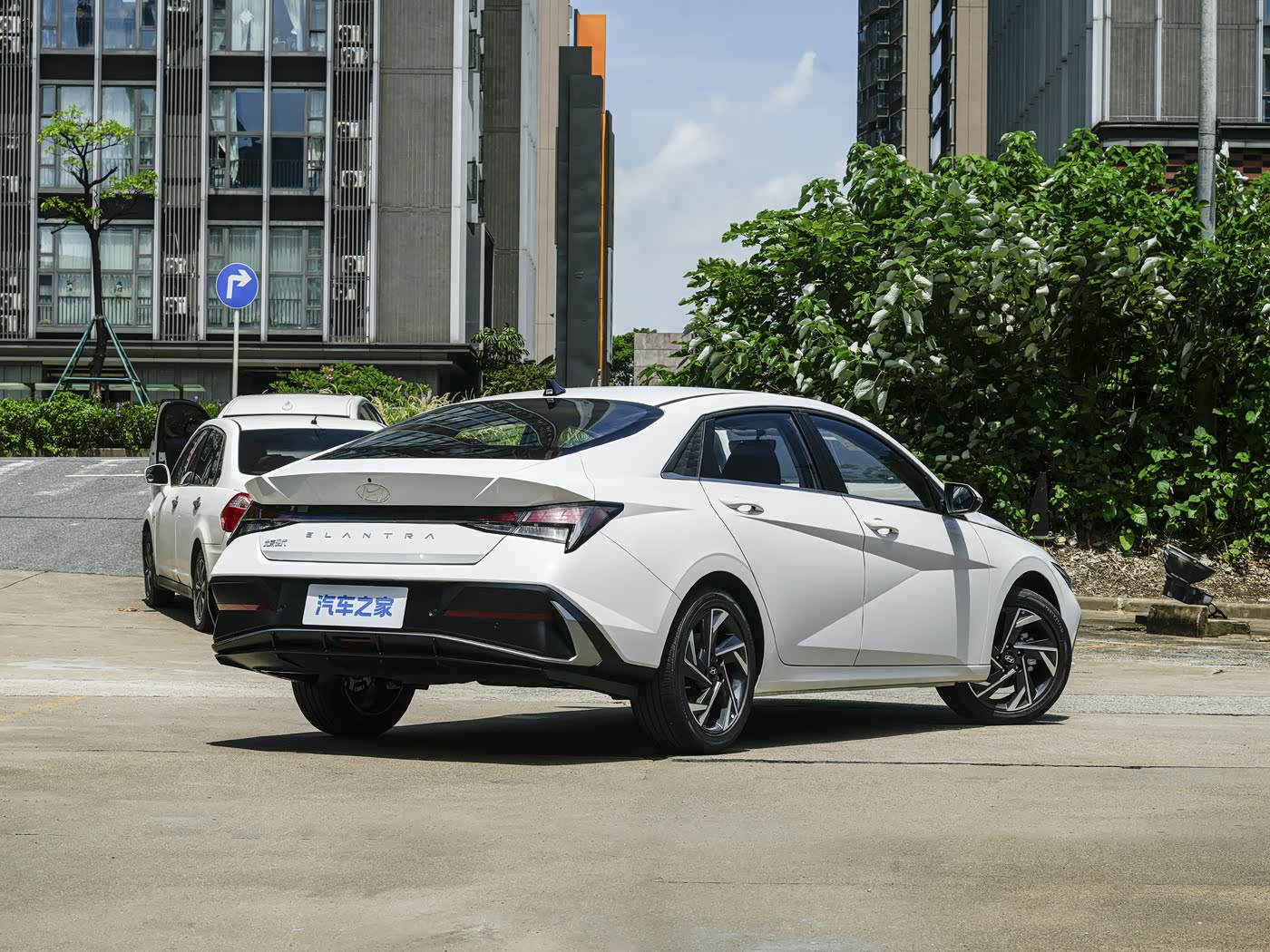 🚘 Hyundai Elantra 1.5L CVT GLX Elite – 2026թ.