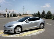 Tesla Model S 75D