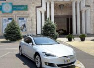 Tesla Model S 75D
