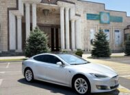 Tesla Model S 75D
