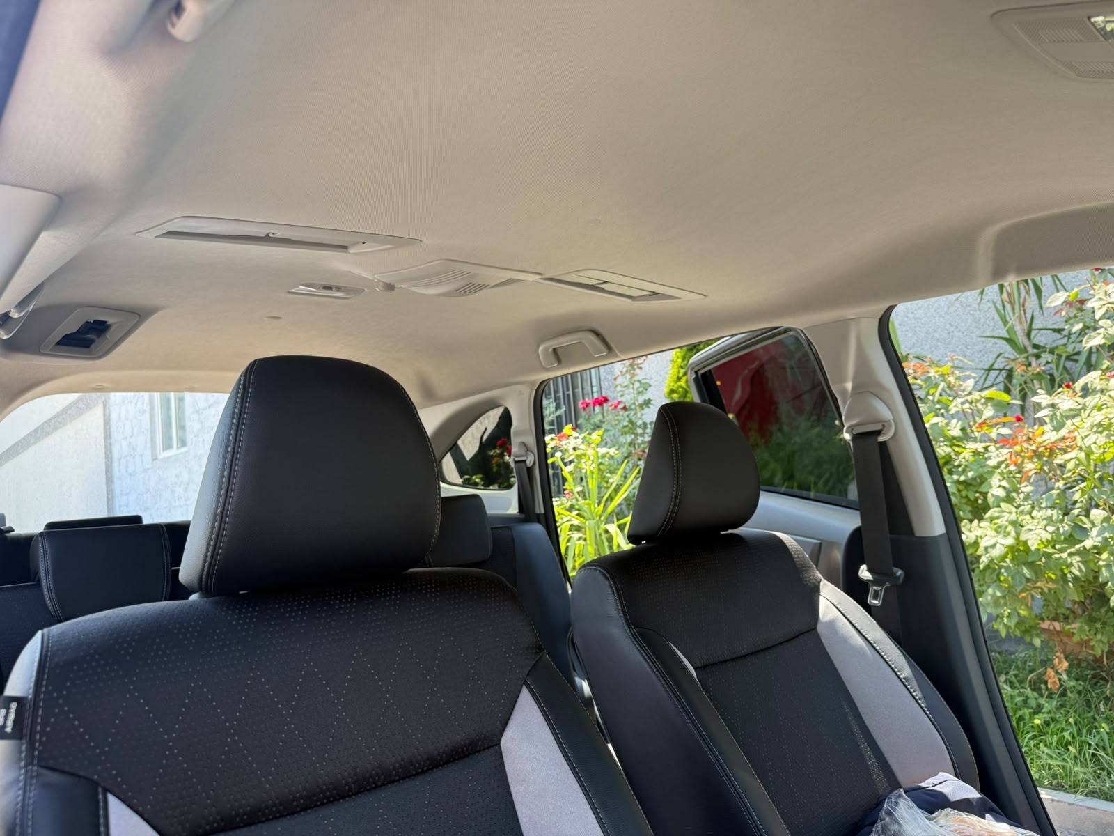 🚘 Toyota Veloz – 2025թ.