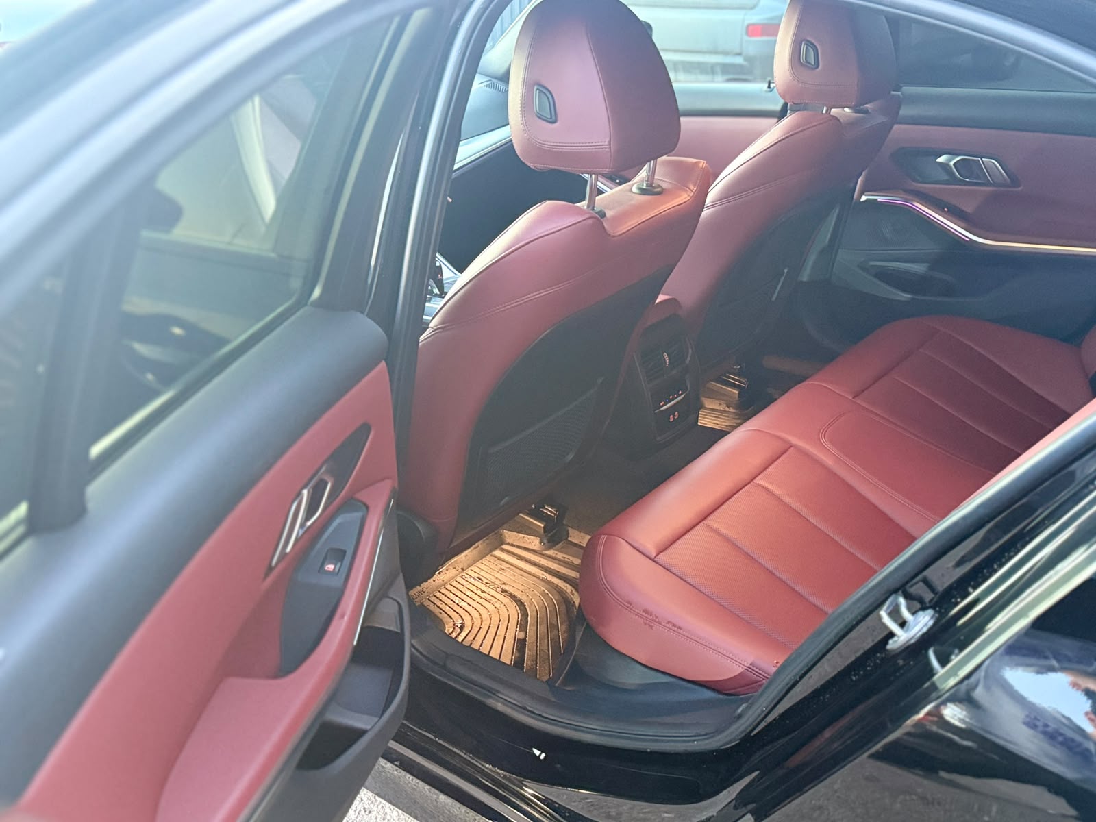 BMW 330E