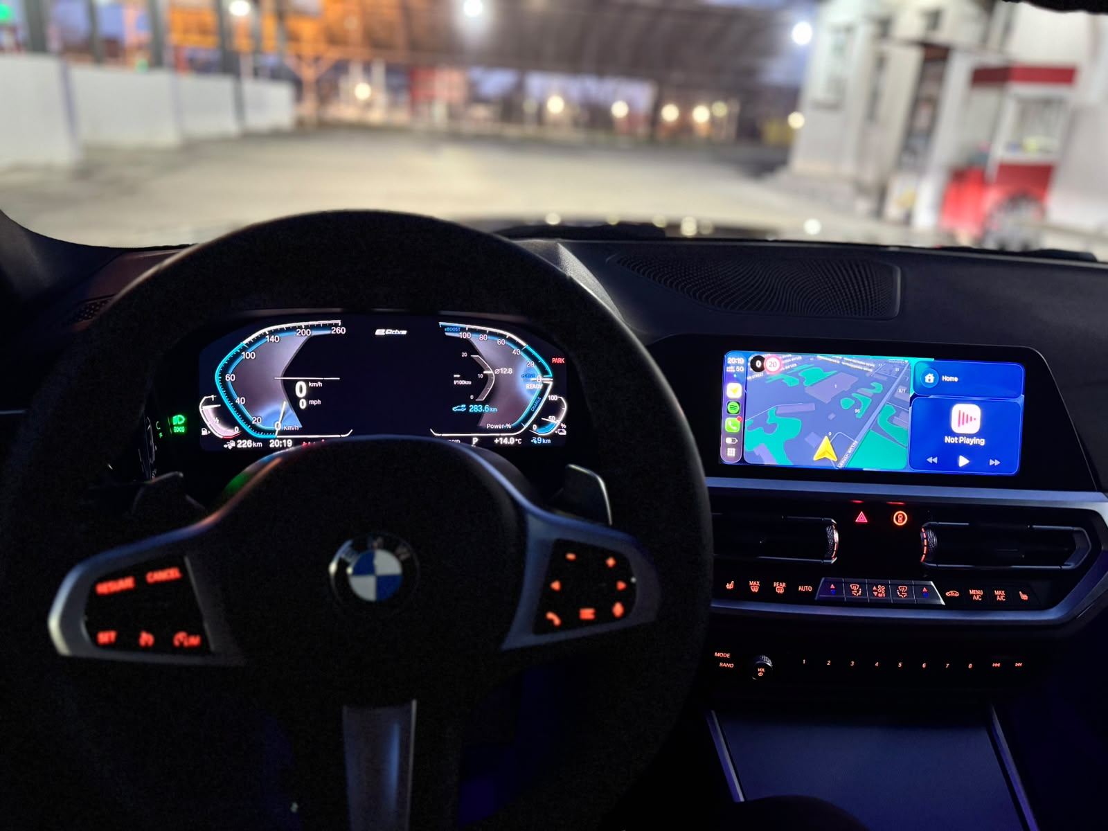 BMW 330E
