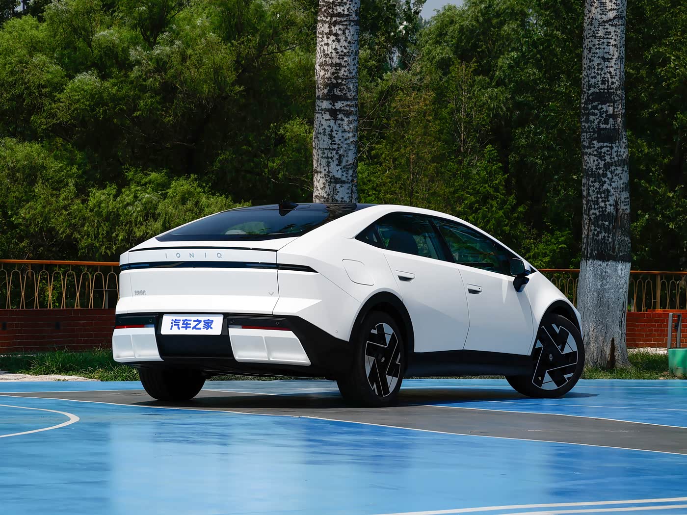 🚘 Hyundai IONIQ V 540 Max Standard – 2026թ.