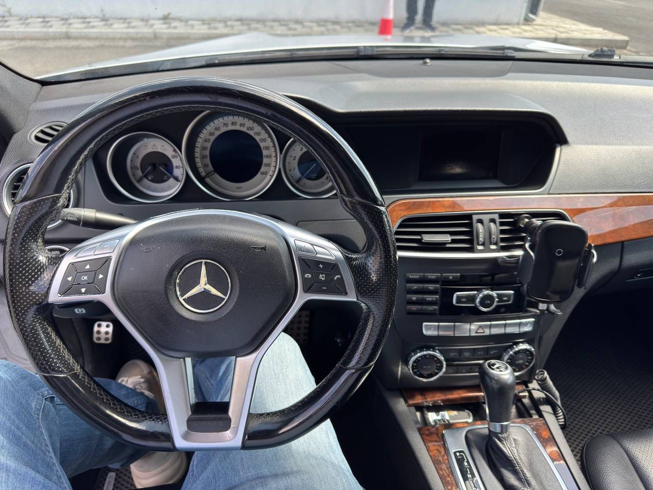 Mercedes-Benz C-Class, 3.0 լ, լիաքարշ, 2011 թ., գազ, արծաթագույն