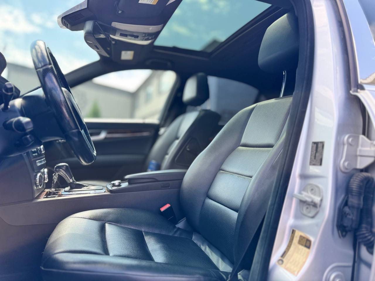 Mercedes-Benz C-Class, 3.0 լ, լիաքարշ, 2011 թ., գազ, արծաթագույն