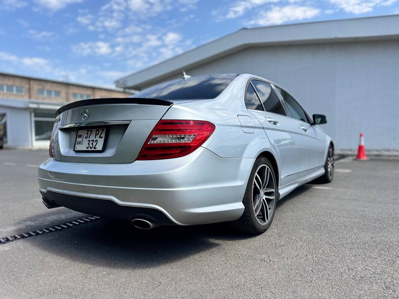 Mercedes-Benz C-Class, 3.0 լ, լիաքարշ, 2011 թ., գազ, արծաթագույն