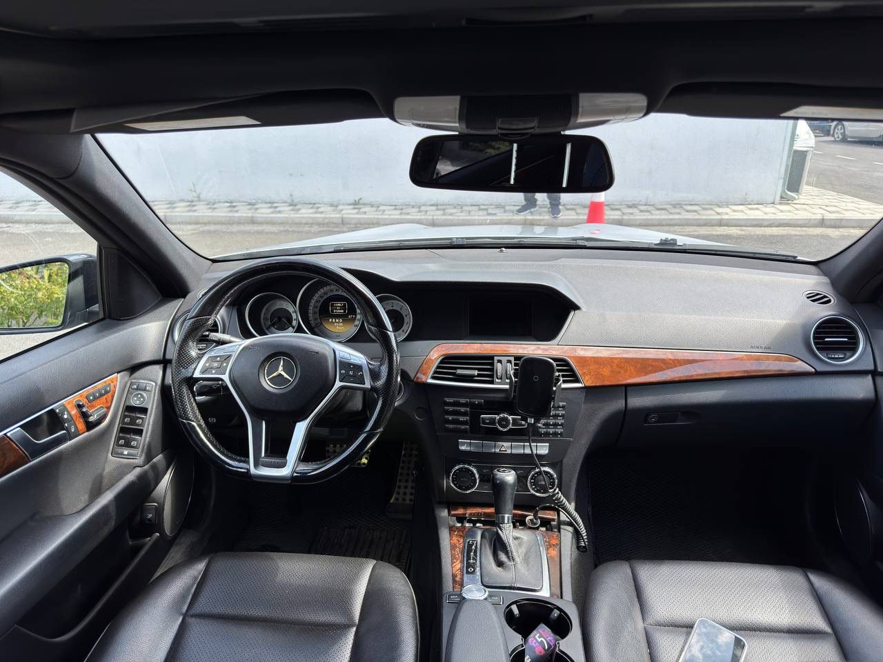 Mercedes-Benz C-Class, 3.0 լ, լիաքարշ, 2011 թ., գազ, արծաթագույն